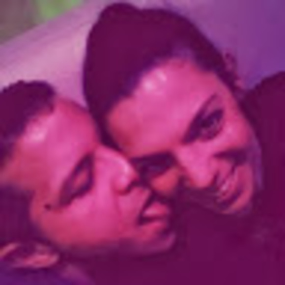 Meet your Posher, Vanessa - Picture 1 of 2